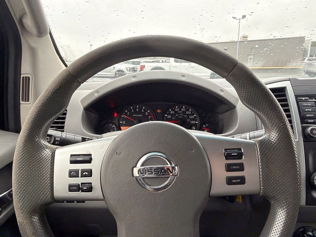 Used 2016 Nissan Frontier SV AWD/4WD image 15