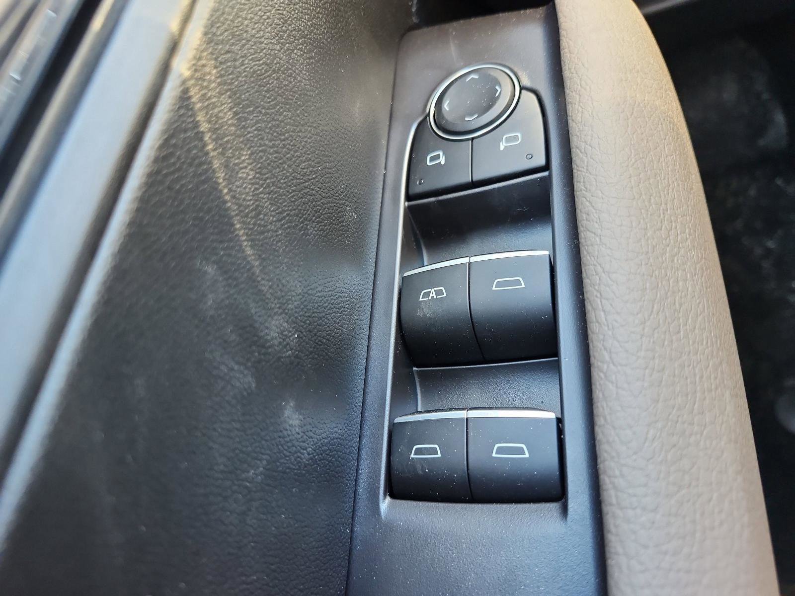 New 2026 GMC Canyon Denali image 15