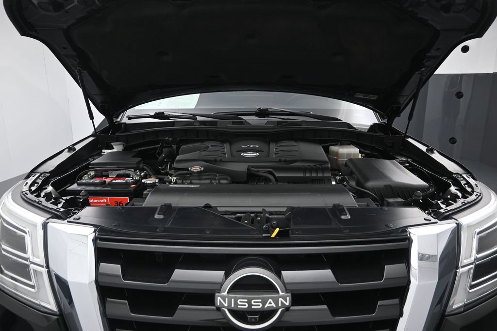 Used 2021 Nissan Armada SL w/ Captain's Chairs Package AWD/4WD image 30