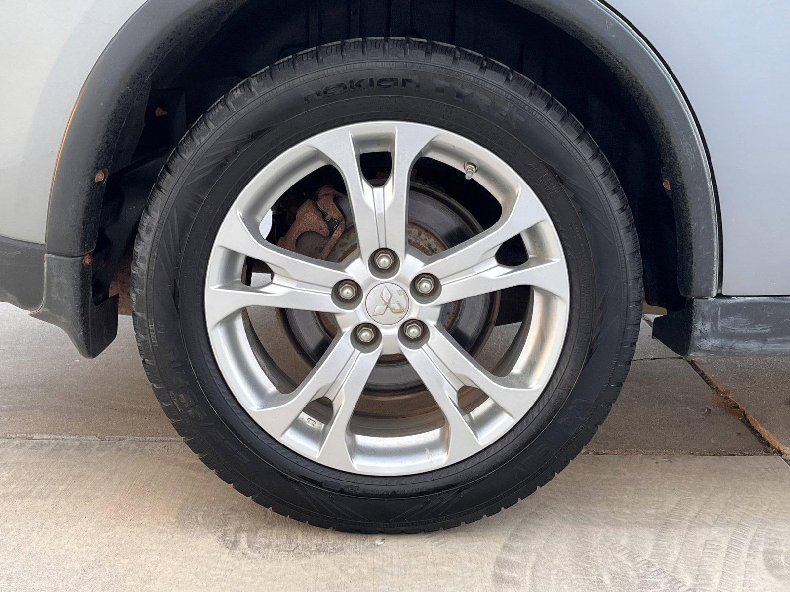 Used 2015 Mitsubishi Outlander SE image 8