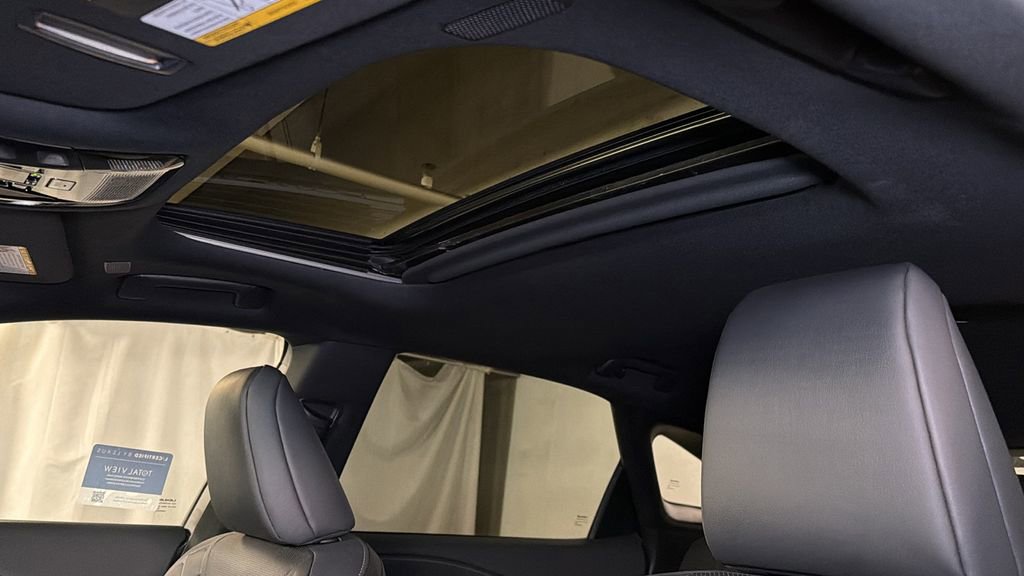 Certified 2023 Lexus RX 350 Premium w/ Accessory Package image 6