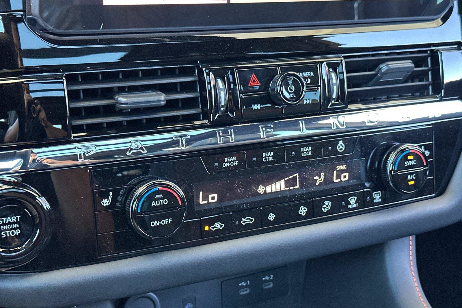 New 2026 Nissan Pathfinder Rock Creek w/ Rock Creek Premium Package AWD/4WD image 20