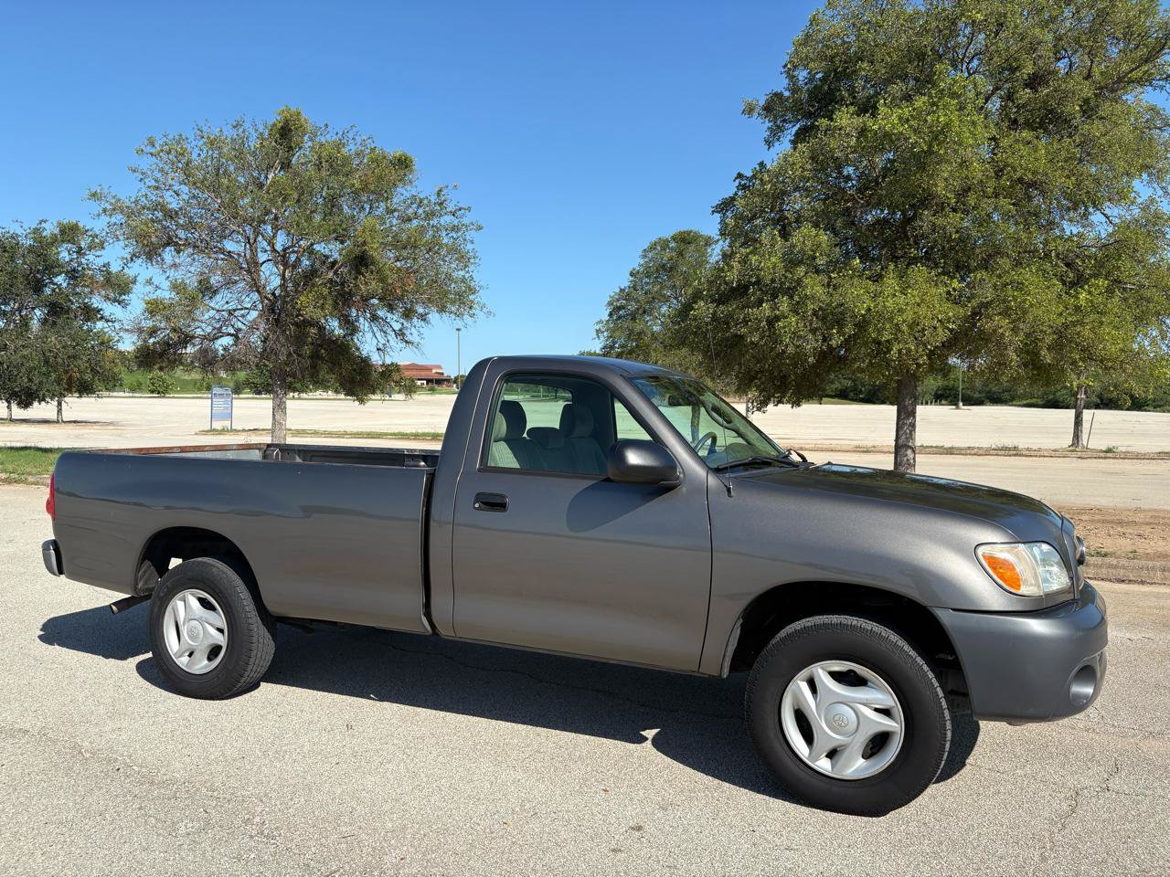 Used 2005 Toyota Tundra 2WD Regular Cab image 40