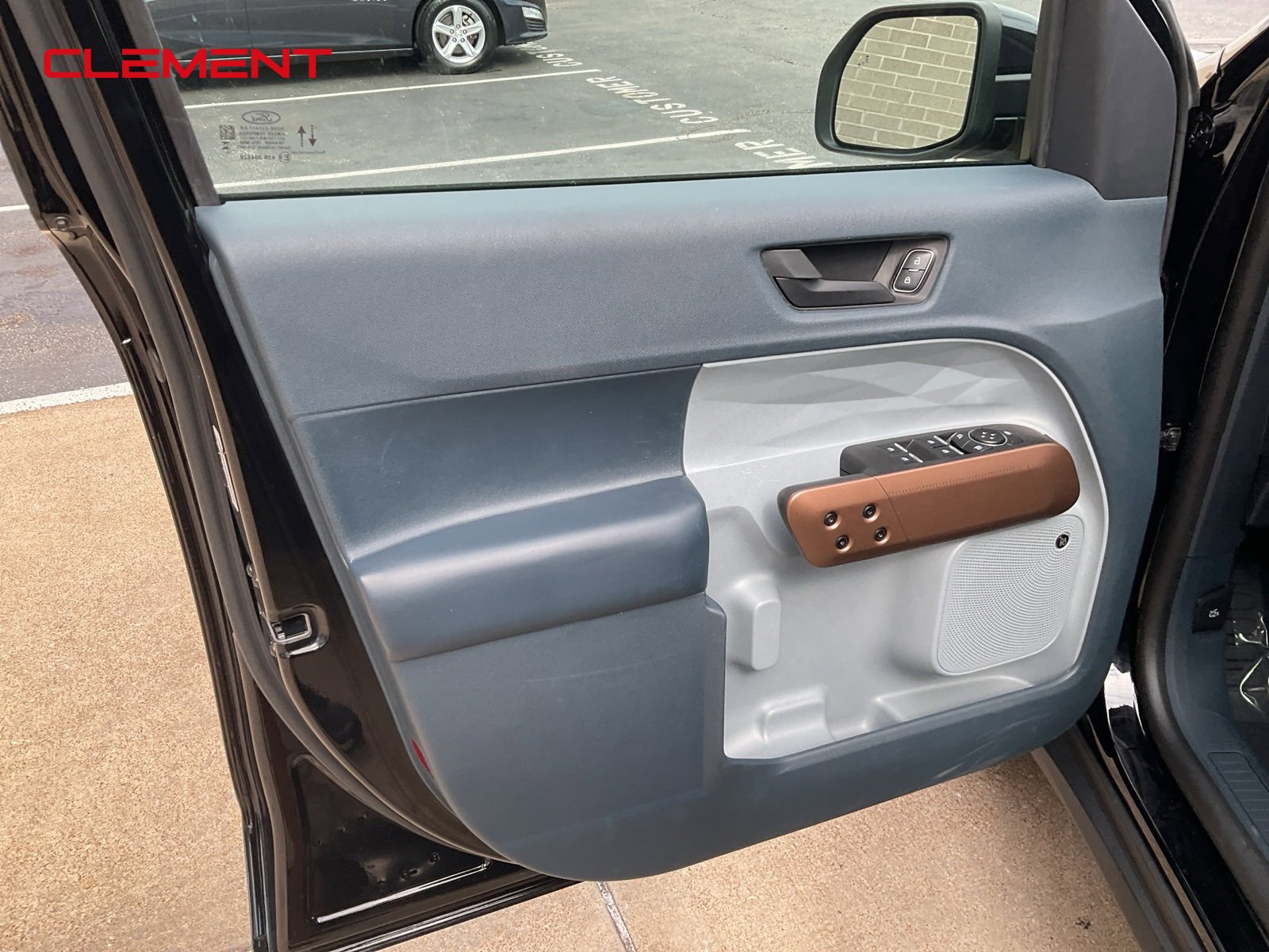 Used 2023 Ford Maverick Lariat w/ Lariat Luxury Package image 43