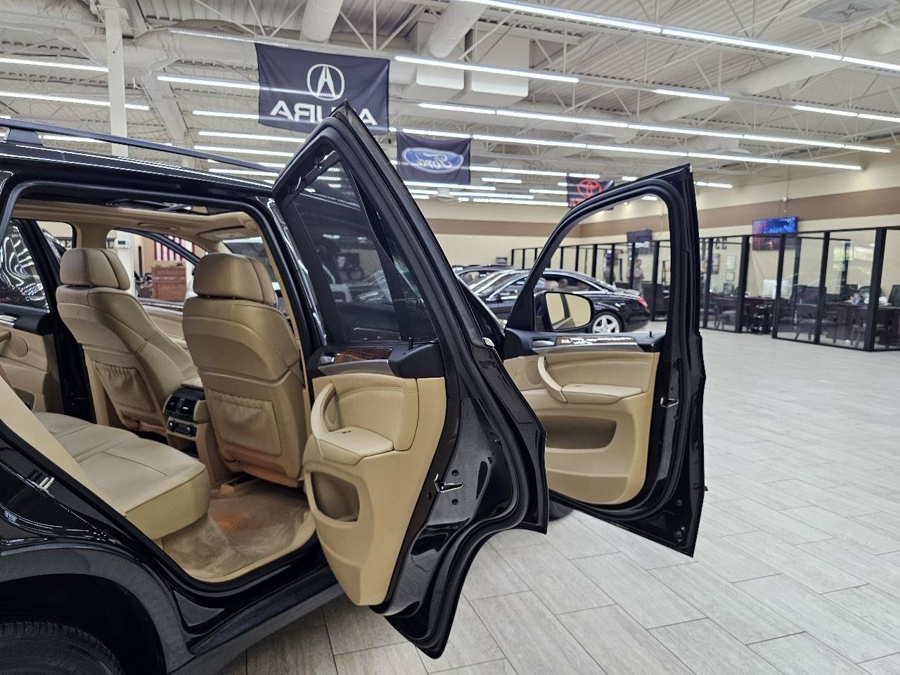 Used 2013 BMW X5 xDrive50i AWD/4WD image 14
