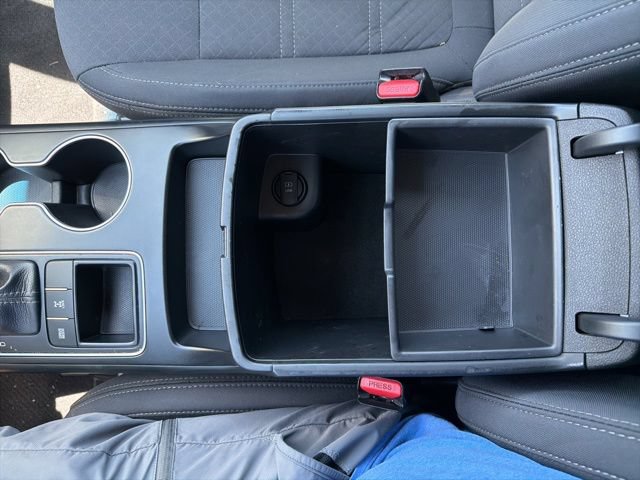 Used 2016 Kia Sorento AWD image 19