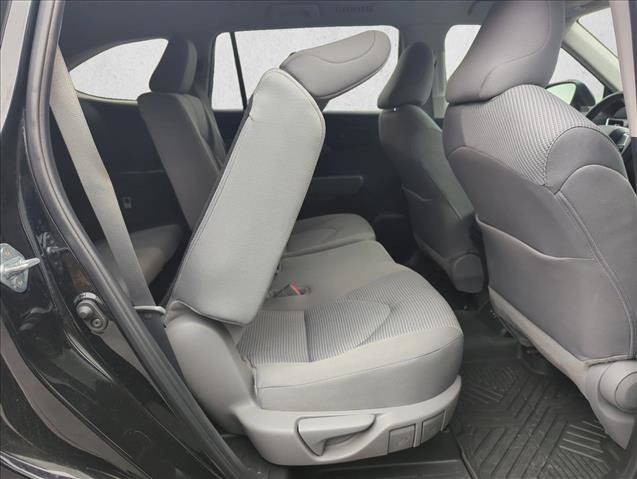 Certified 2024 Toyota Highlander LE image 21