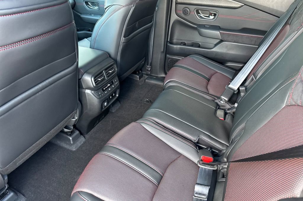 New 2026 Honda Pilot Black Edition image 13