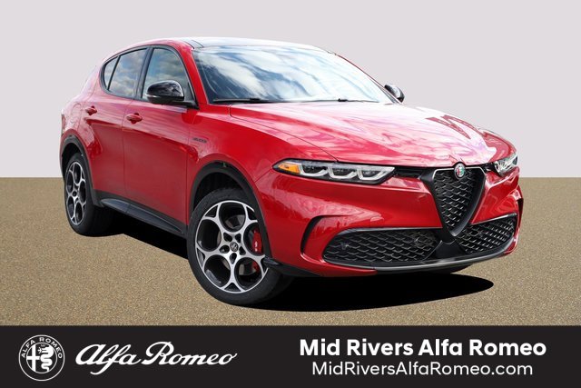 New 2025 Alfa Romeo Tonale w/ Premium Package