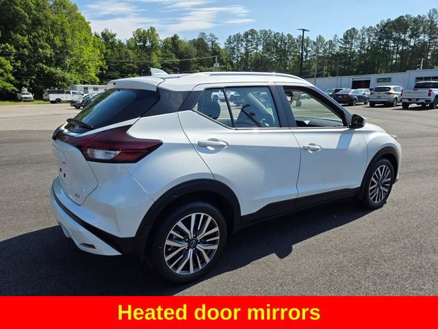 Used 2024 Nissan Kicks SV FWD image 9