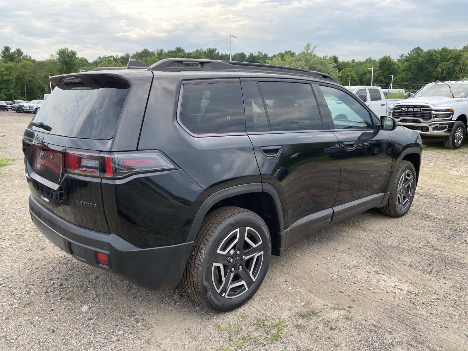 New 2026 Jeep Cherokee Limited AWD/4WD image 3