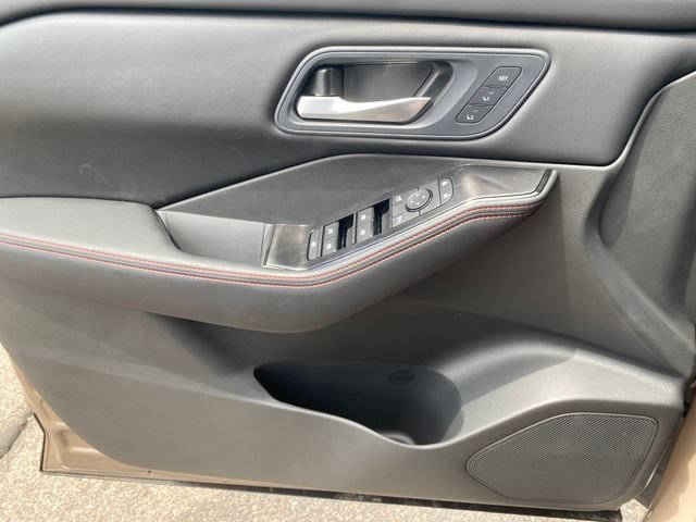 New 2026 Nissan Rogue SV AWD/4WD image 13