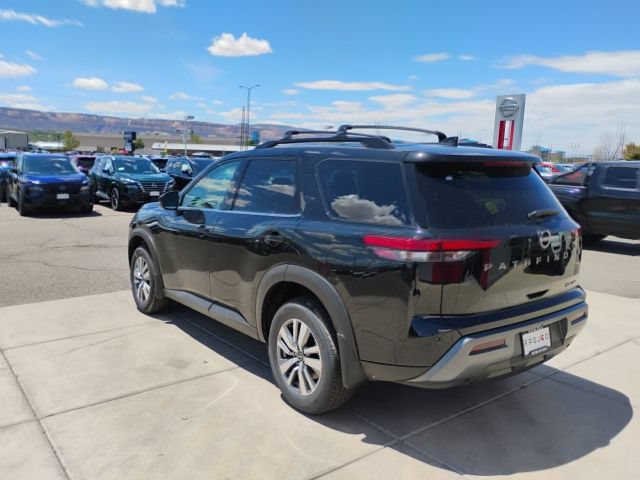 New 2026 Nissan Pathfinder SL AWD/4WD image 7