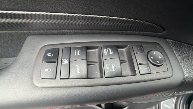 Used 2023 Dodge Durango R/T AWD/4WD image 17