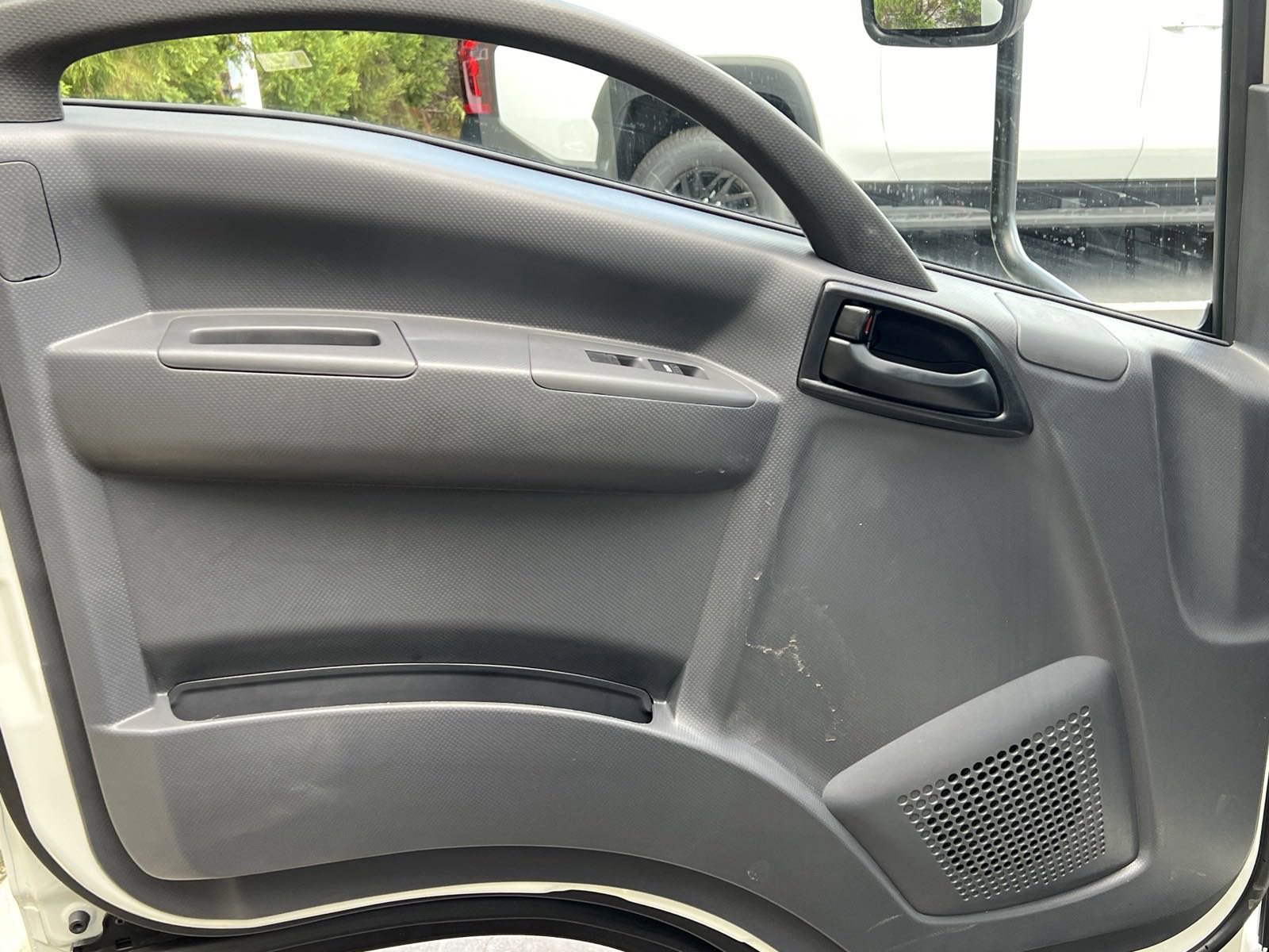 New 2025 Chevrolet Low Cab Forward image 13