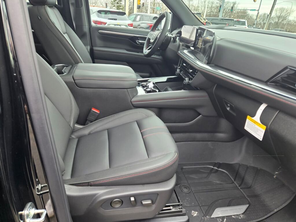 New 2026 Chevrolet Suburban RST w/ Comfort Package image 4