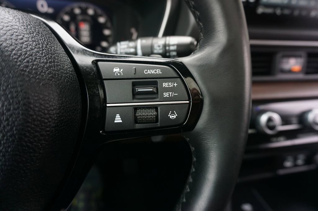 Used 2024 Honda Pilot Elite image 9