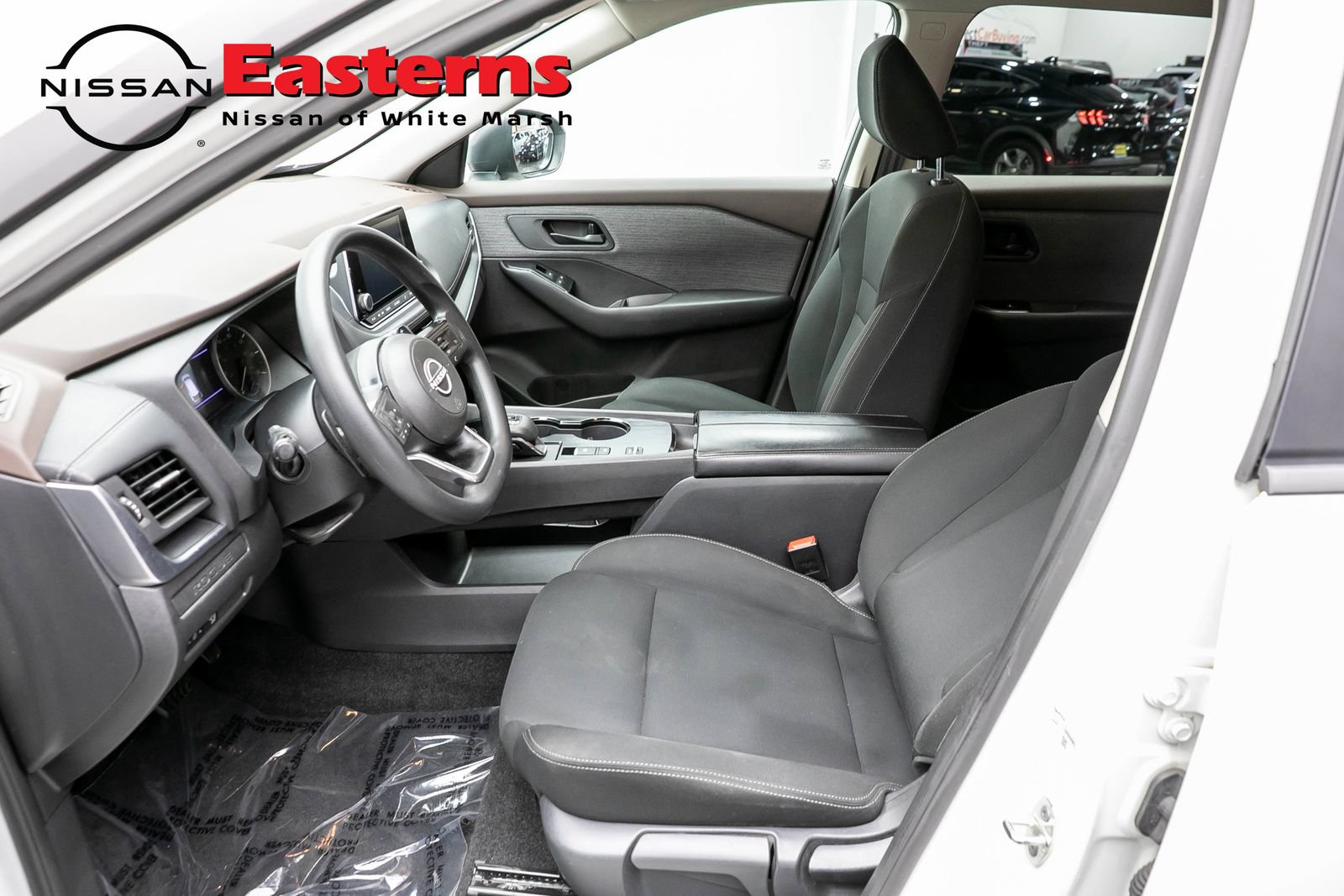 Used 2023 Nissan Rogue S FWD image 15