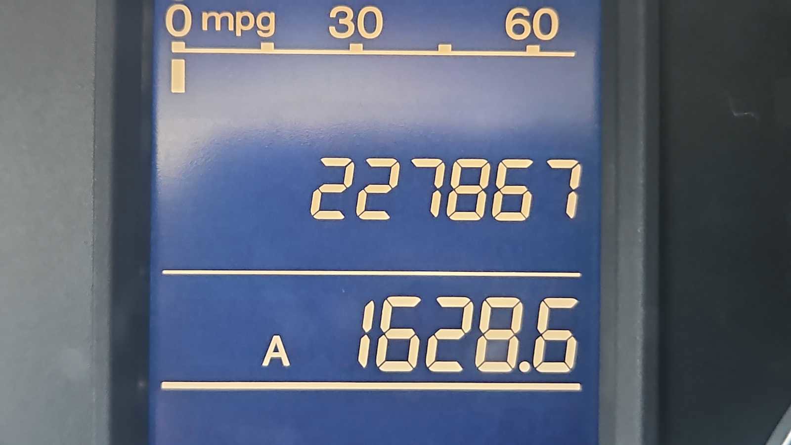 Used 2011 Honda CR-V LX image 10