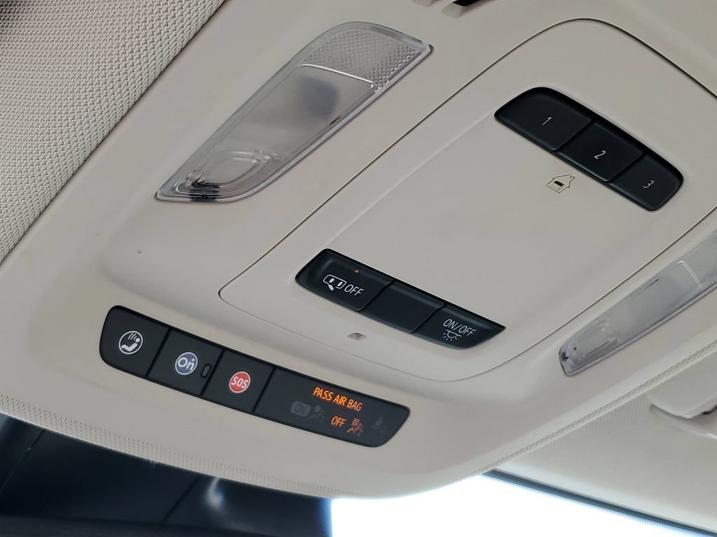 Certified 2023 Buick Envision Essence w/ Technology Package I AWD/4WD image 22