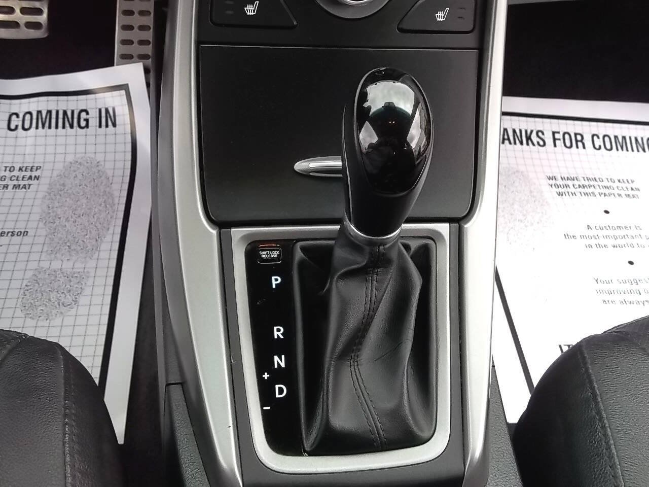 Used 2014 Hyundai Elantra Sport FWD image 28