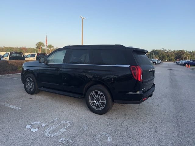 Used 2025 Ford Expedition Active image 8