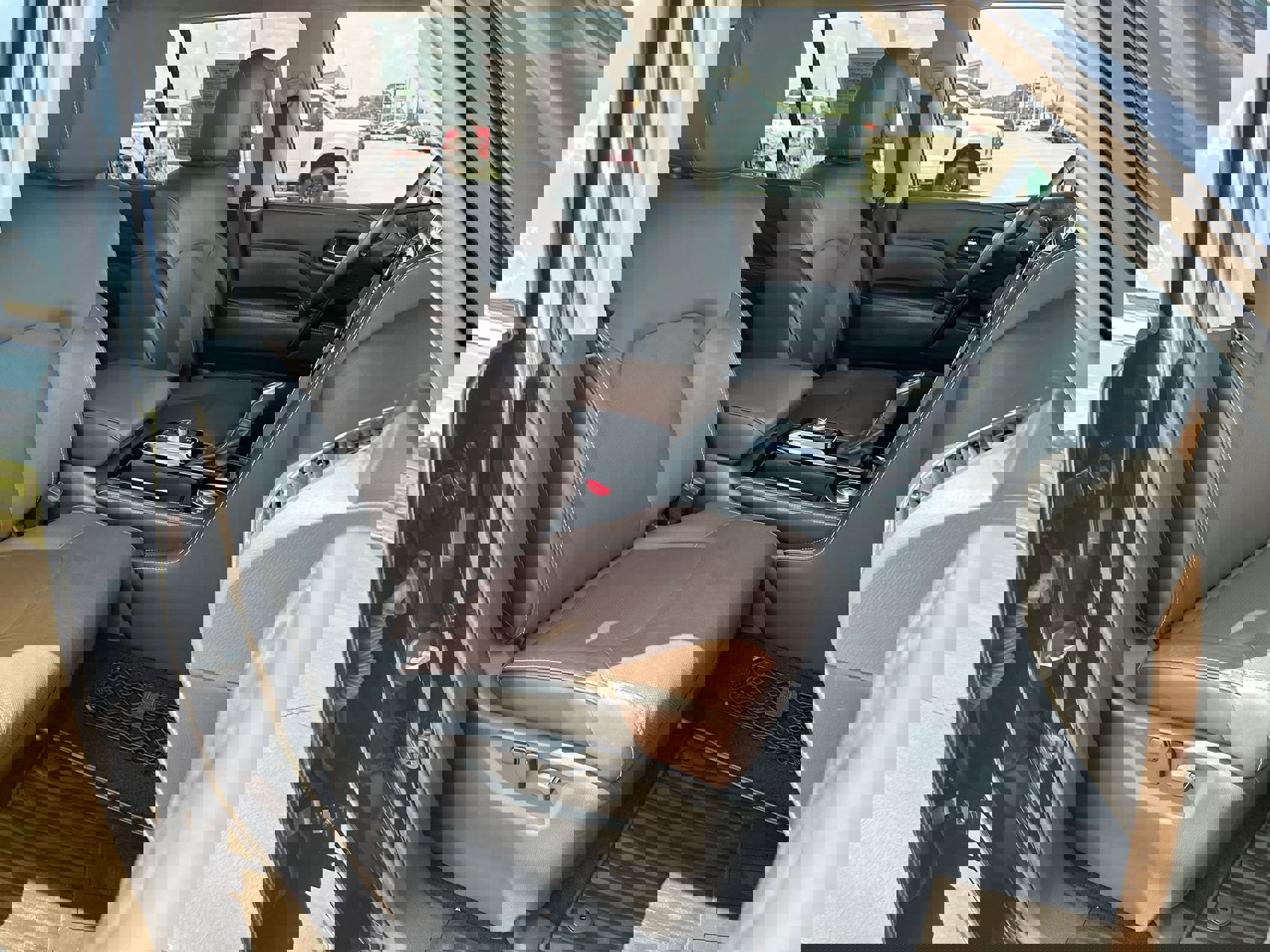 Used 2024 INFINITI QX80 Premium Select w/ All-Season Package image 25