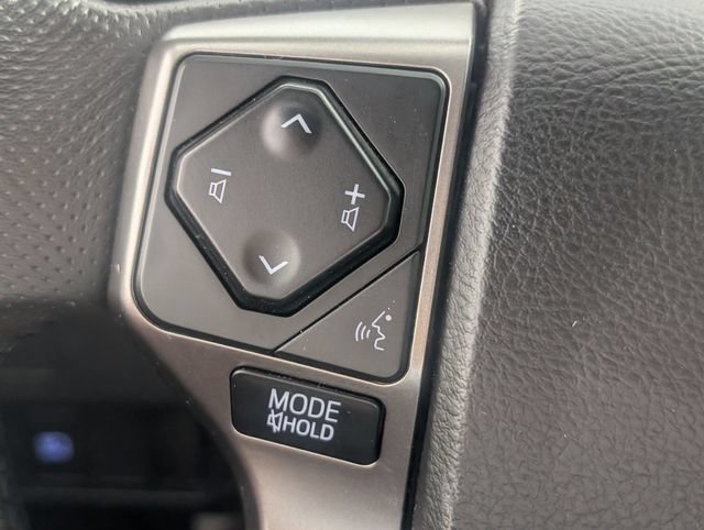 Used 2021 Toyota Tacoma SR5 RWD image 16