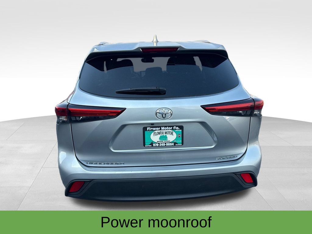 Used 2023 Toyota Highlander XLE AWD/4WD image 7
