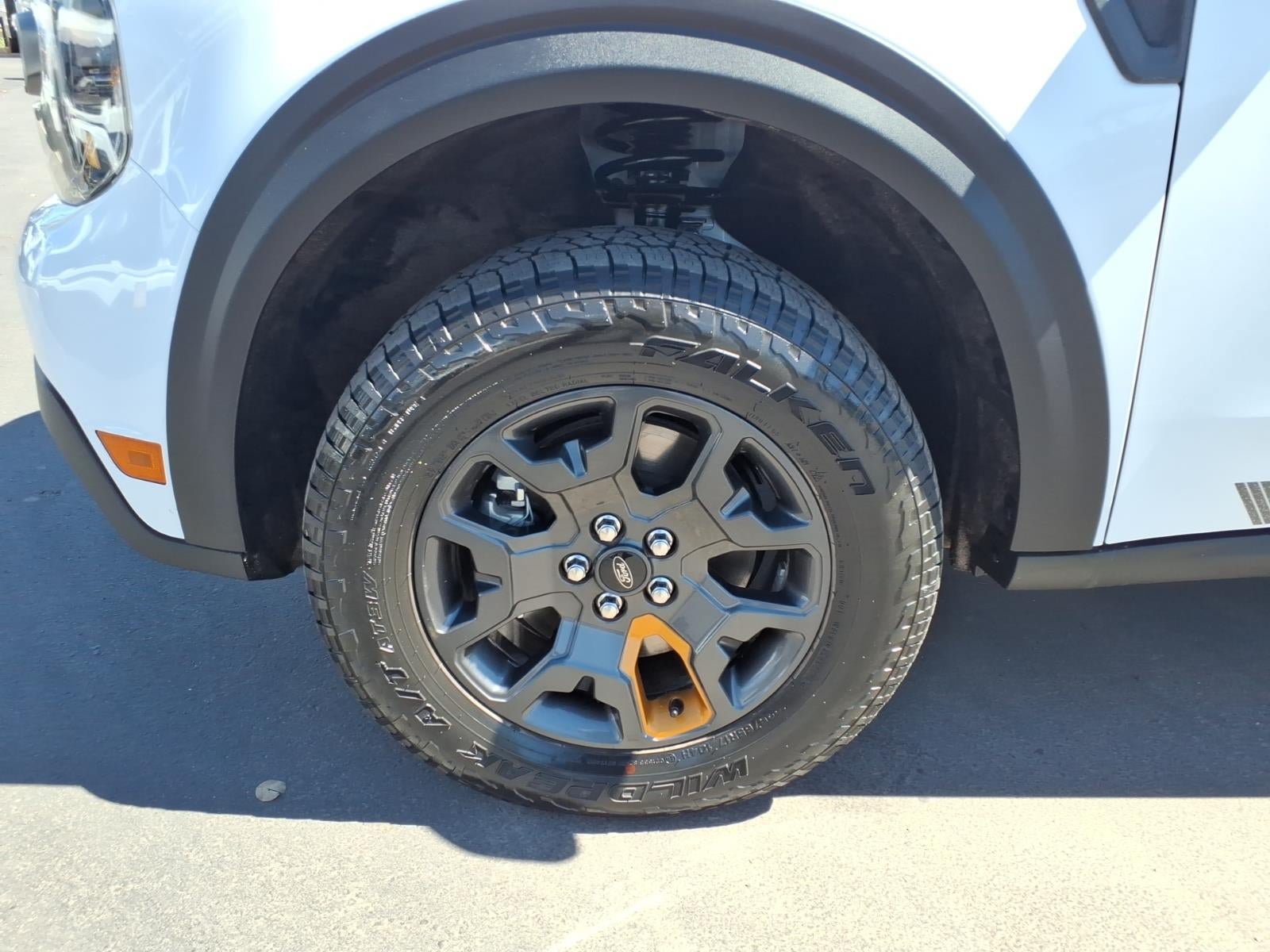 Certified 2024 Ford Maverick Tremor w/ Tremor Off-Road Package AWD/4WD image 9