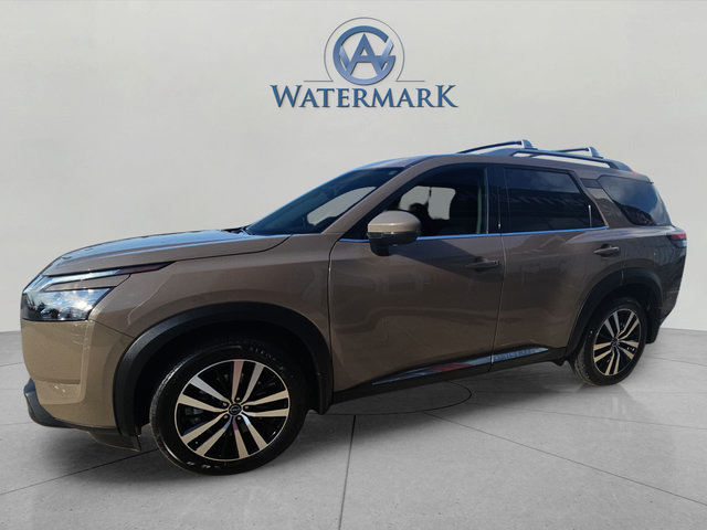Certified 2025 Nissan Pathfinder Platinum w/ Cargo Package AWD/4WD image 1