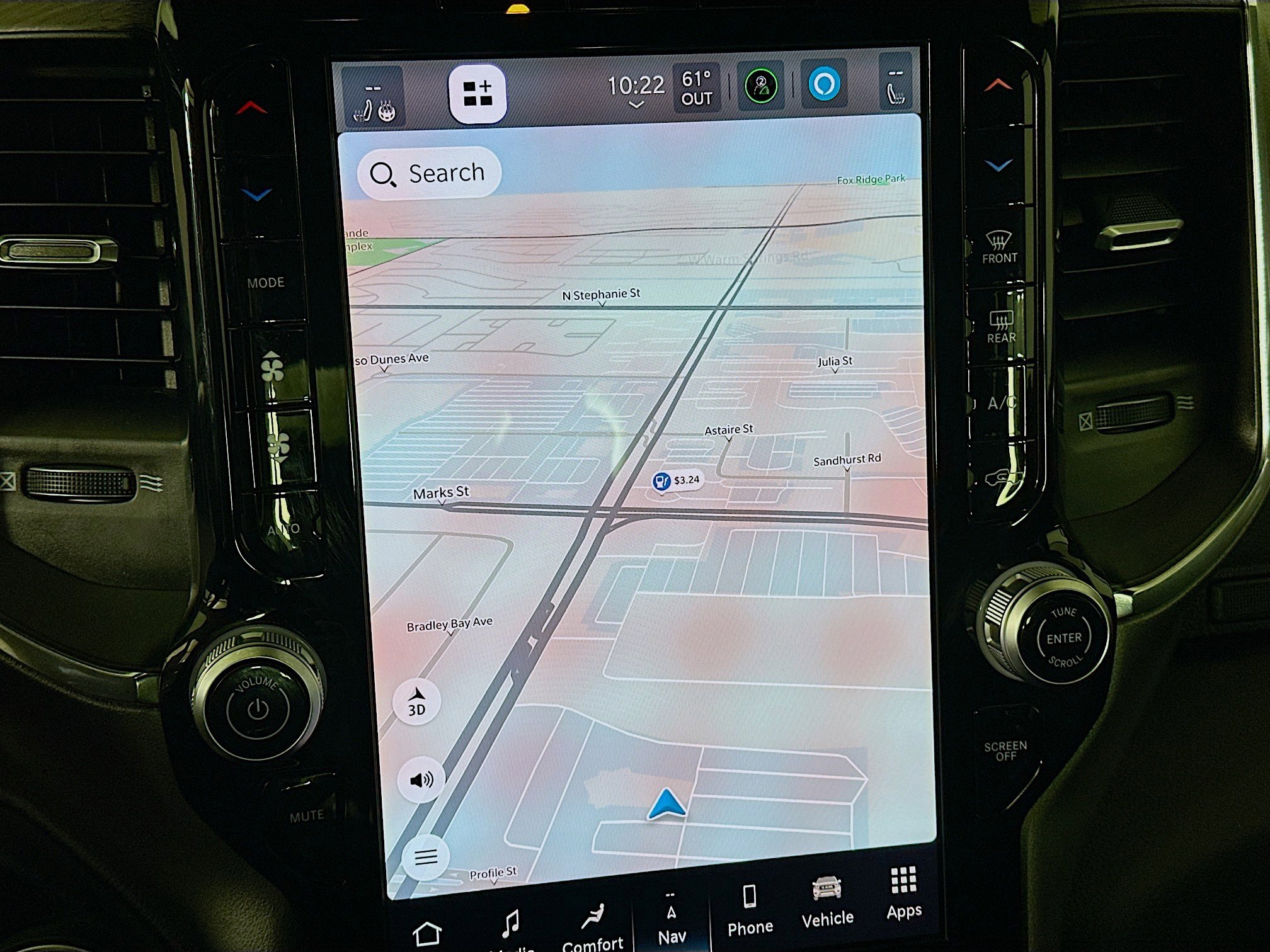 Used 2025 RAM 1500 Laramie image 22