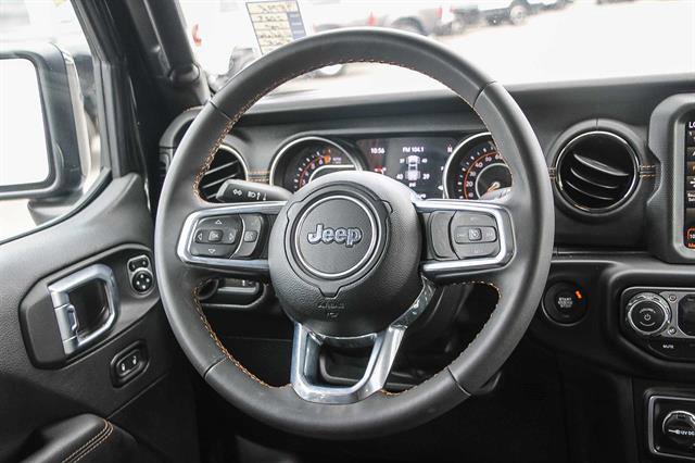 Used 2023 Jeep Gladiator Overland image 14