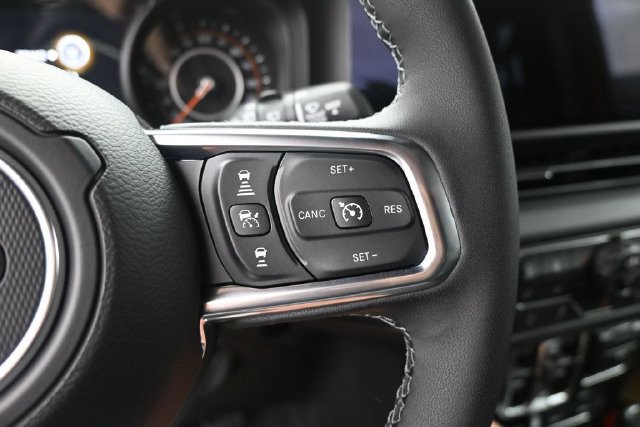 New 2026 Jeep Wrangler Unlimited Sahara AWD/4WD image 20