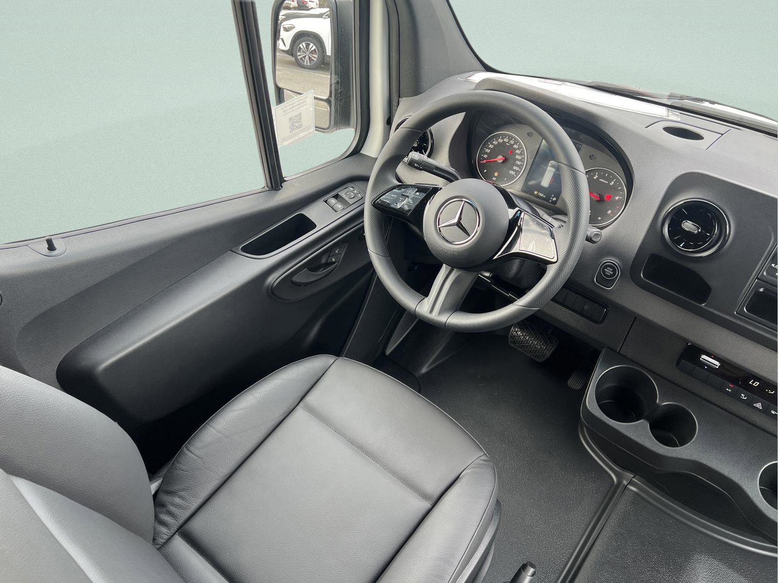 Certified 2025 Mercedes-Benz Sprinter 2500 image 15