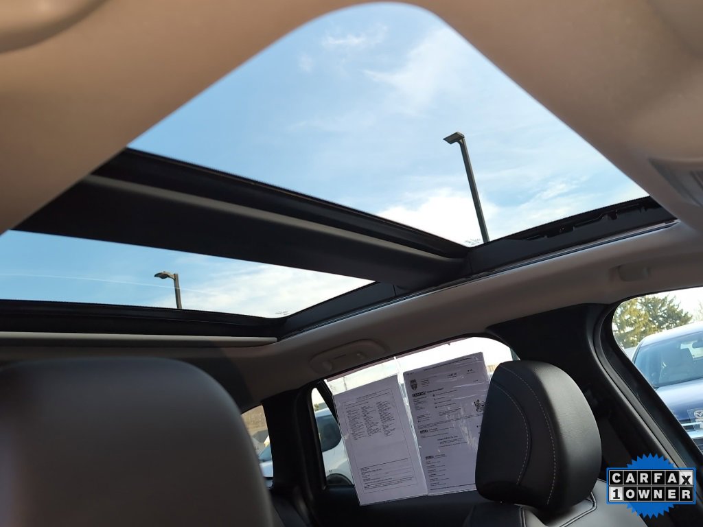 Certified 2025 MAZDA CX-50 AWD 2.5 S w/ Premium Package image 8