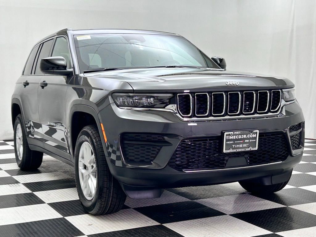 New 2025 Jeep Grand Cherokee Laredo X w/ Trailer Tow Package image 2