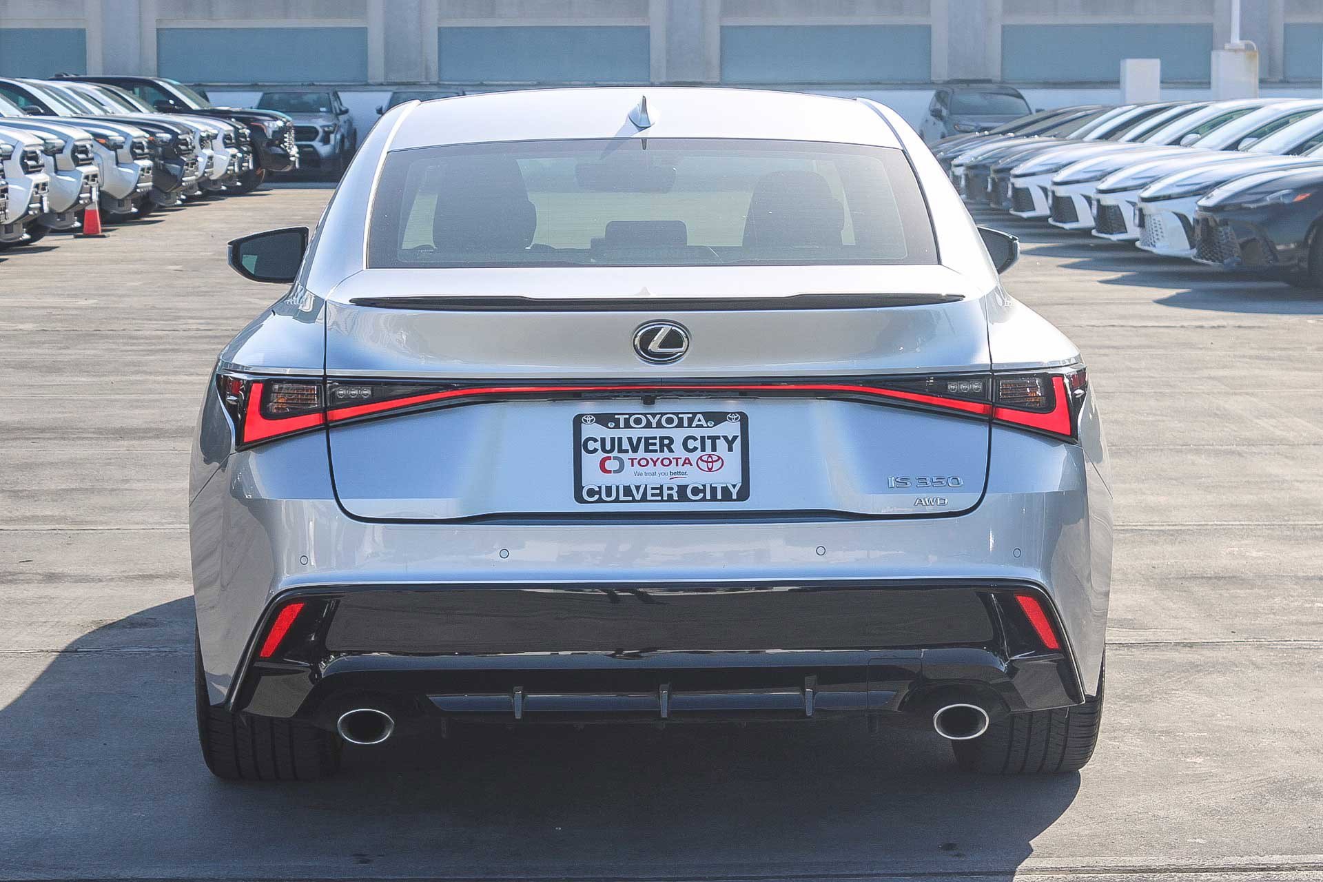 Used 2023 Lexus IS 350 F Sport w/ Memory Package AWD/4WD image 9