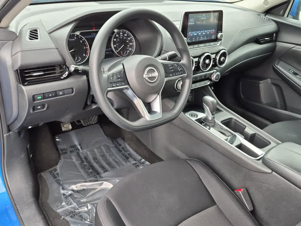 Used 2024 Nissan Sentra SV FWD image 11