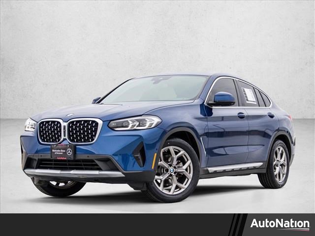 Used 2022 BMW X4 xDrive30i w/ Premium Package 2