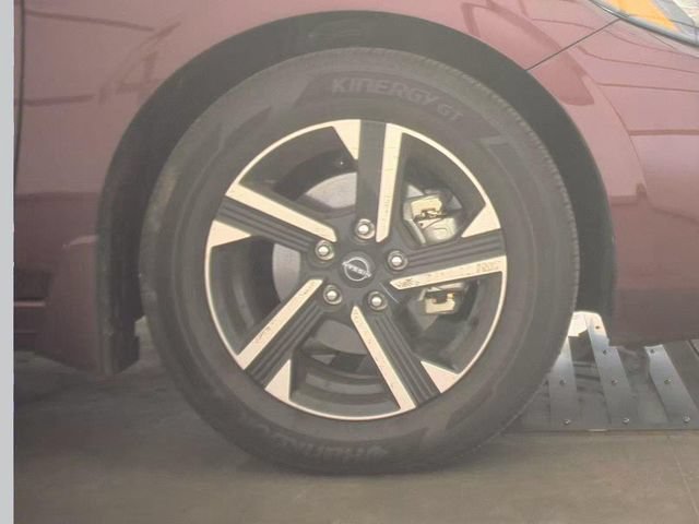 Used 2025 Nissan Sentra SV w/ All-Weather Package FWD image 7