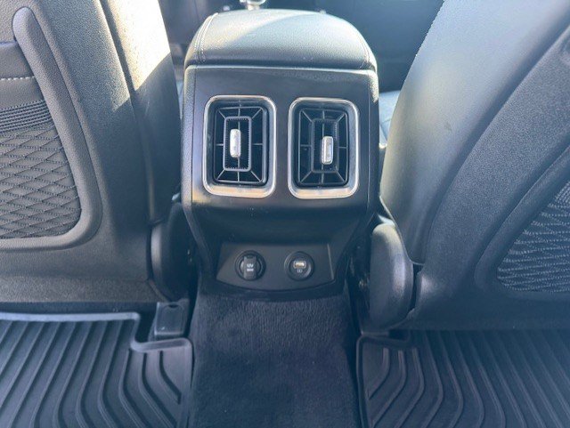 Used 2022 Kia Sorento S w/ Panoramic Sunroof Package AWD/4WD image 30