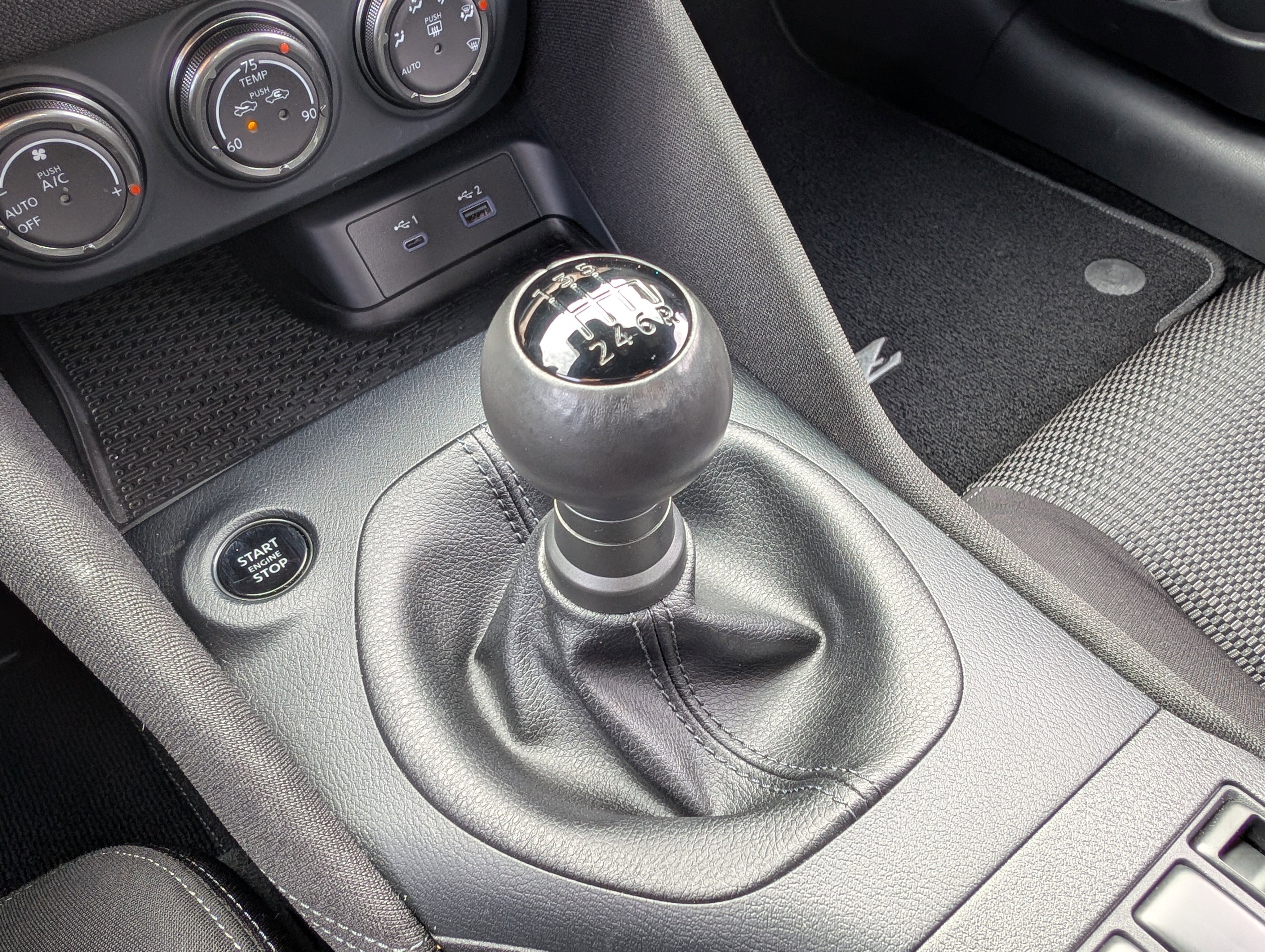 Used 2024 Nissan Z Sport w/ Floor Mat Package RWD image 29