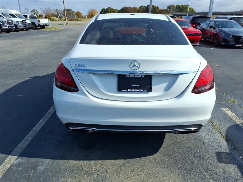 Used 2019 Mercedes-Benz C 300 Sedan image 4