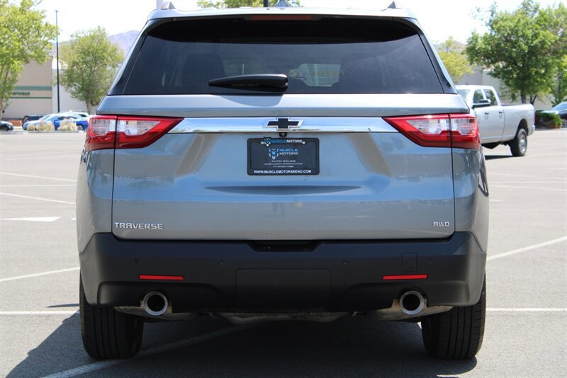 Used 2020 Chevrolet Traverse LT w/ Driver Confidence II Package AWD/4WD image 10