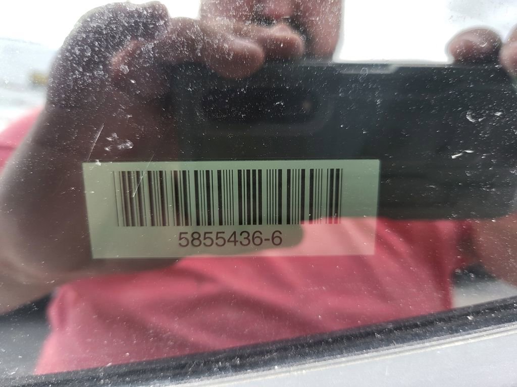 Used 2025 Chevrolet Trax LT w/ LT Convenience Package image 9