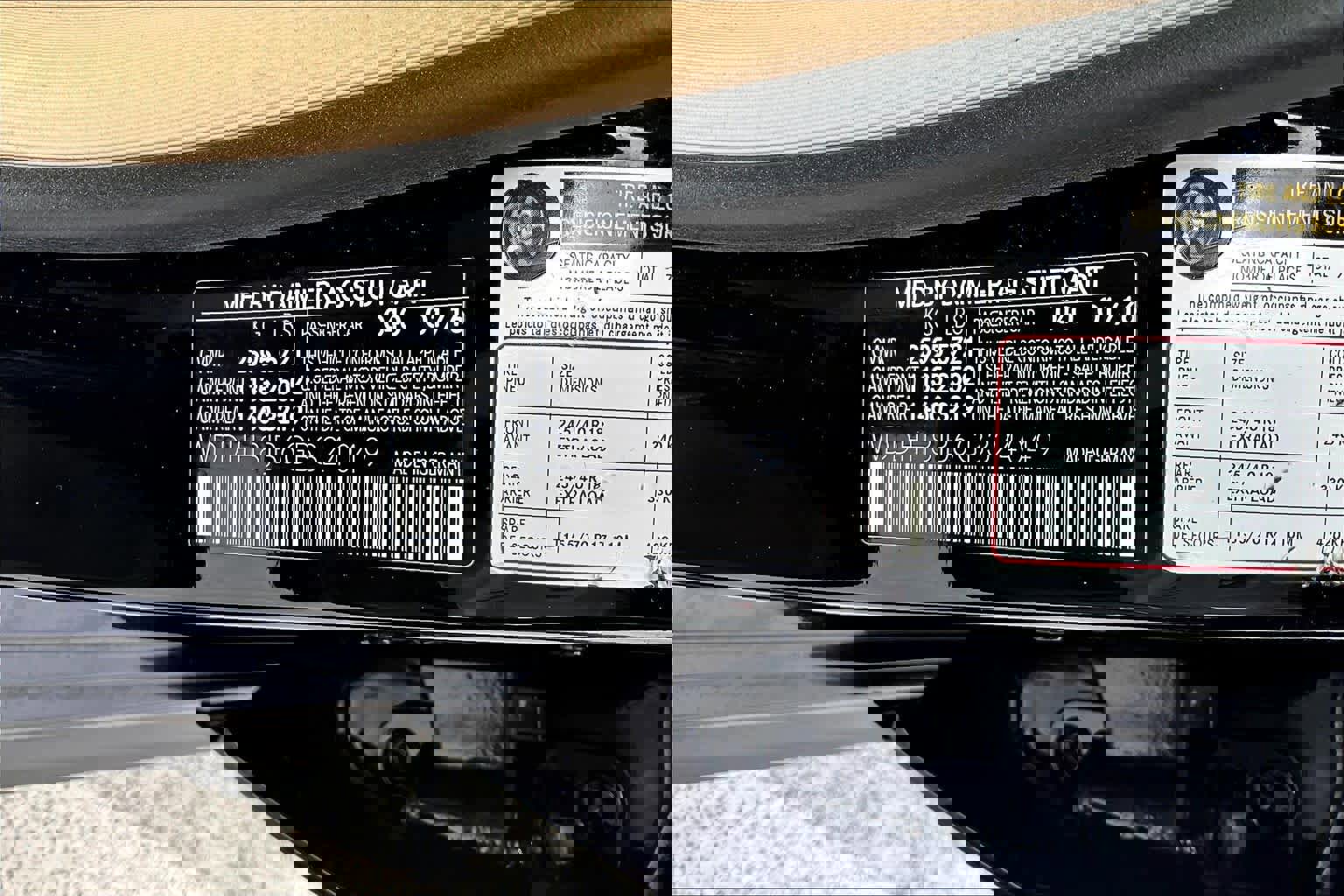 Used 2016 Mercedes-Benz E 350 4MATIC Wagon image 32