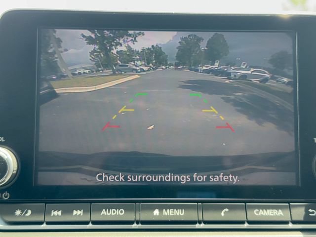 Used 2022 Nissan Rogue SV FWD image 22