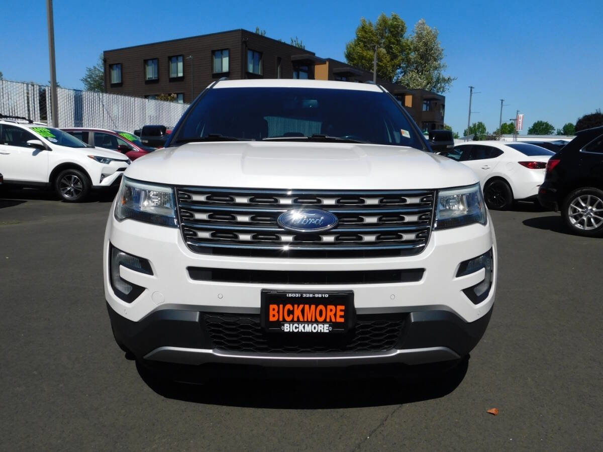 Used 2017 Ford Explorer XLT w/ Equipment Group 202A image 23