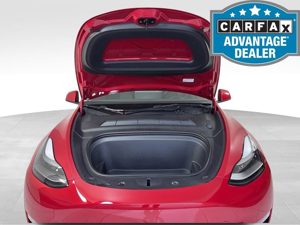 Used 2023 Tesla Model Y Performance image 1